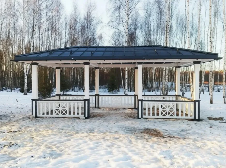 Белая открытая беседка «Восток» 8×3 — белая беседка, 8,0 × 3,0 м, 24 м²